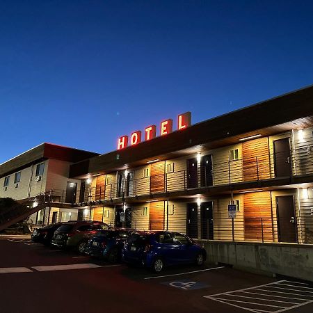 Aladdin Inn And Suites Portland Exterior foto